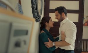 Hum Dono Pakistani Drama: A Tale of Love and Different Worlds